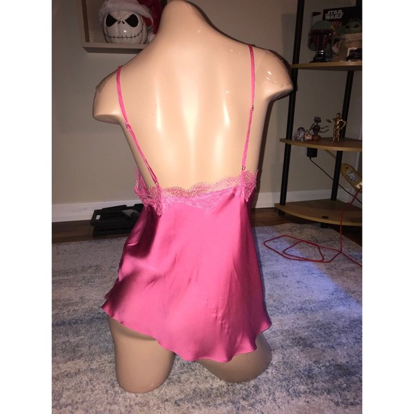 Victoria's Secret pink night blouse - Picture 3 of 4